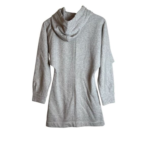 H&M cream fleece hoodie sweater dress. Size xs - Picture 7 of 9